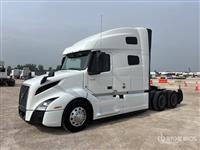 2022 Volvo VNL760