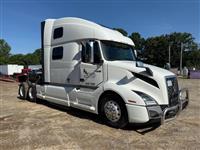 2021 Volvo VNL64T860
