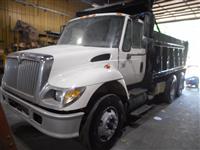 Used 2004 International 7400 for Sale