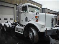 Used 2001 Freightliner FL112 for Sale