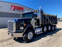 Used 2007 Freightliner FLD120SD for Sale