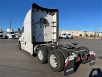 2025 Freightliner New Cascadia 