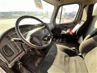 2021 Freightliner M2 106