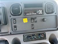 2021 Freightliner M2 106
