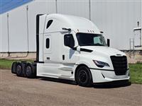 2026 Freightliner PJ126SLP