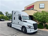2026 Freightliner PJ126SLP