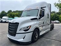 2026 Freightliner PJ126SLP