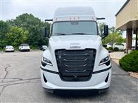 2026 Freightliner PJ126SLP