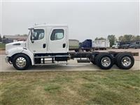 2016 Freightliner M2112