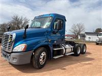 2016 Freightliner CASCADIA 125DC