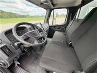 2027 Freightliner M2 106 26' Box & liftgate