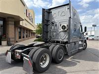 2022 Freightliner New Cascadia 