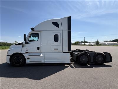 2026 Freightliner PJ126SLP