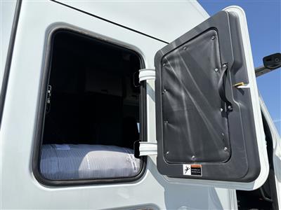 2026 Freightliner PJ126SLP