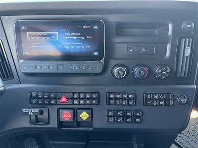 2026 Freightliner PJ126SLP