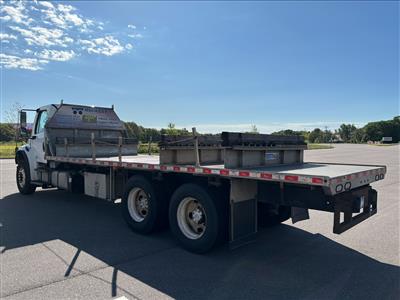 2013 Freightliner M2 106