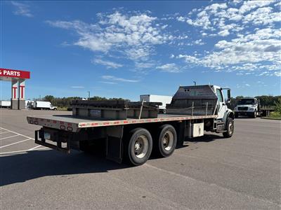 2013 Freightliner M2 106