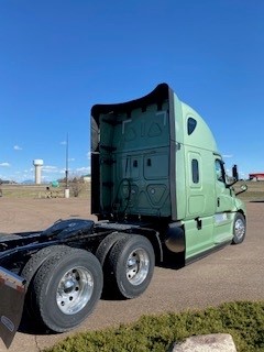 2025 Freightliner - image 4