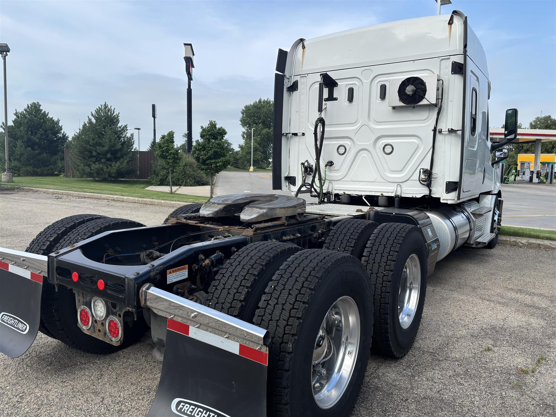 2019 Freightliner - image 3