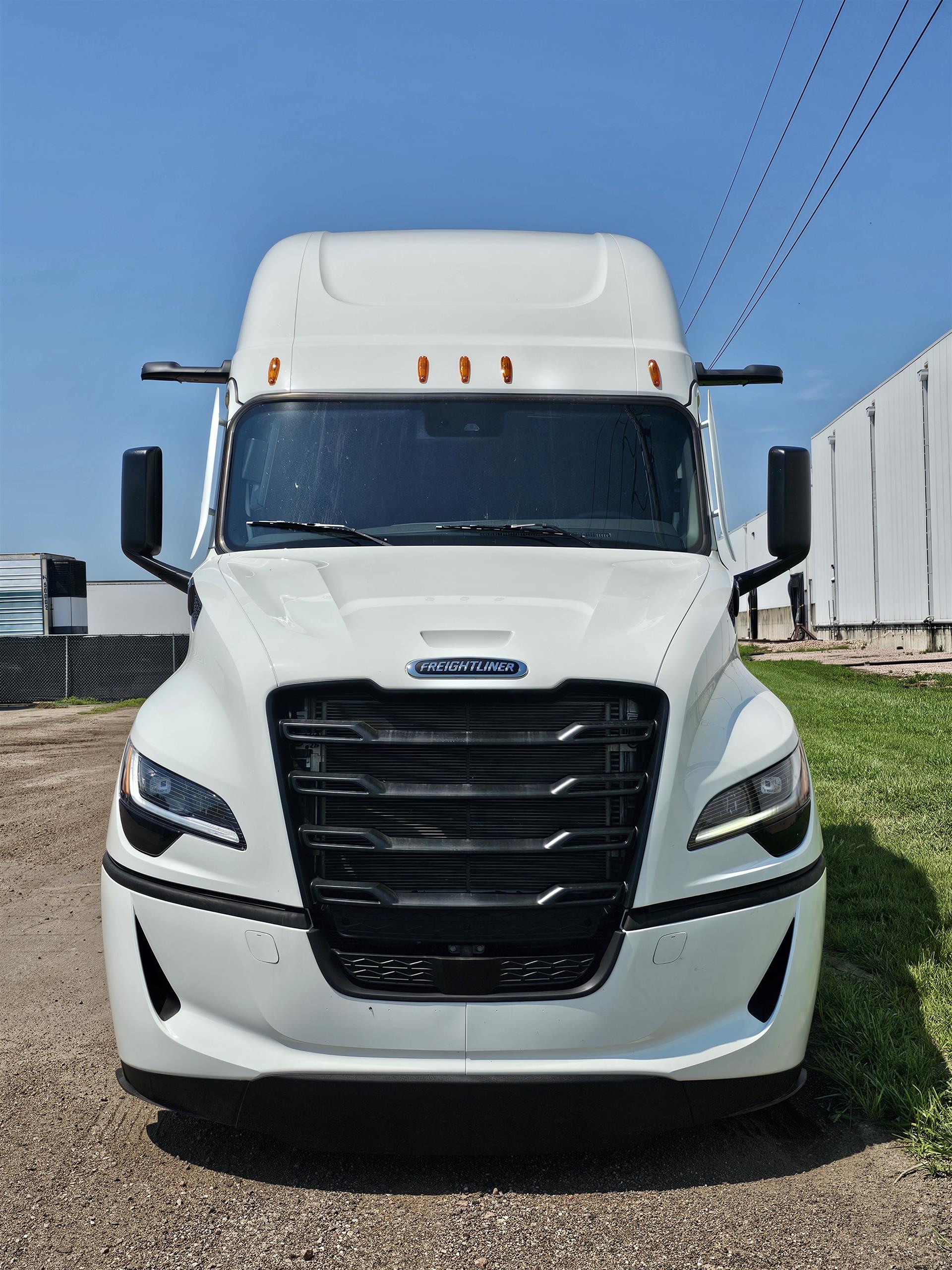 2026 Freightliner - image 5