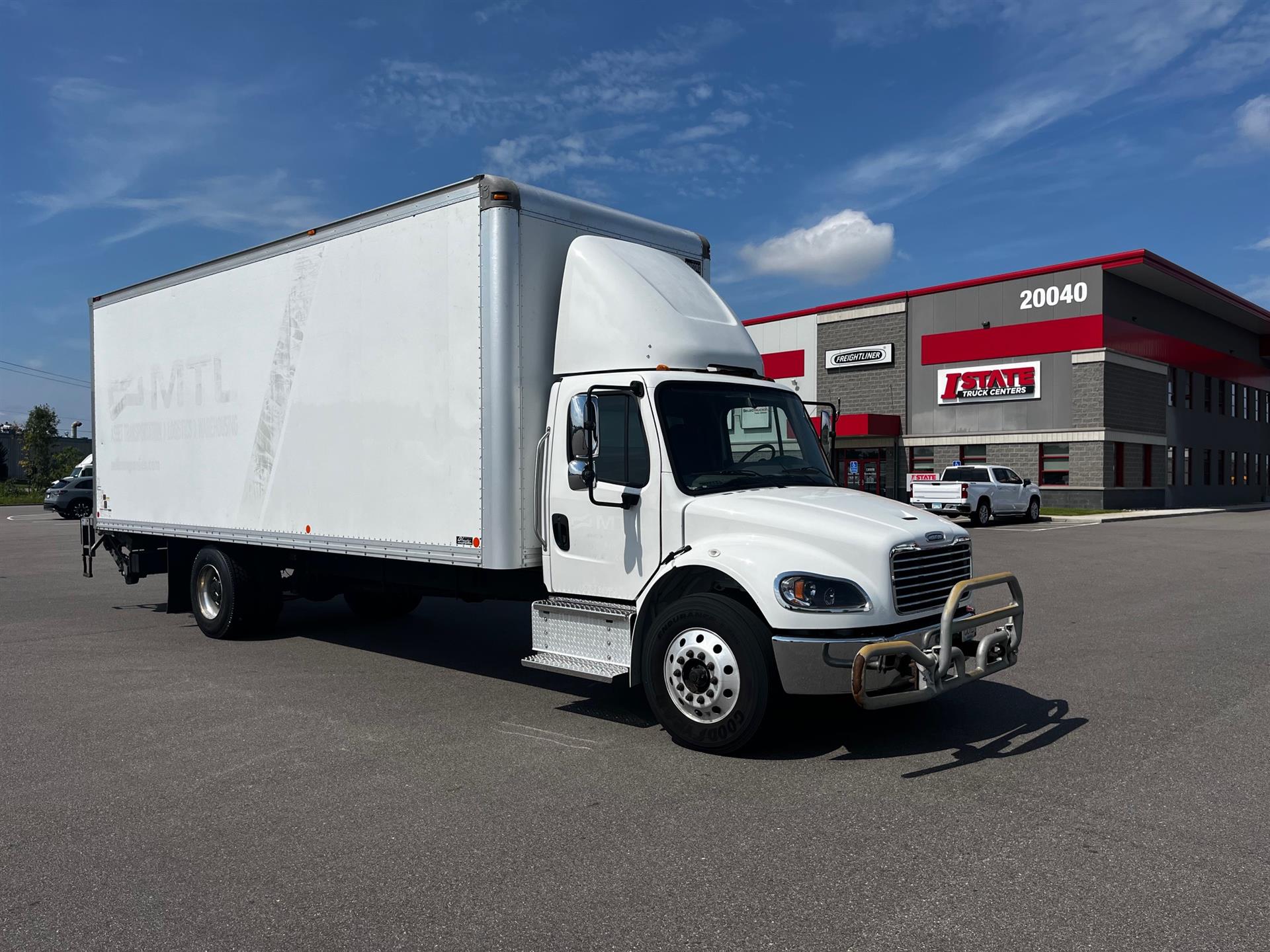 2022 Freightliner M2 106