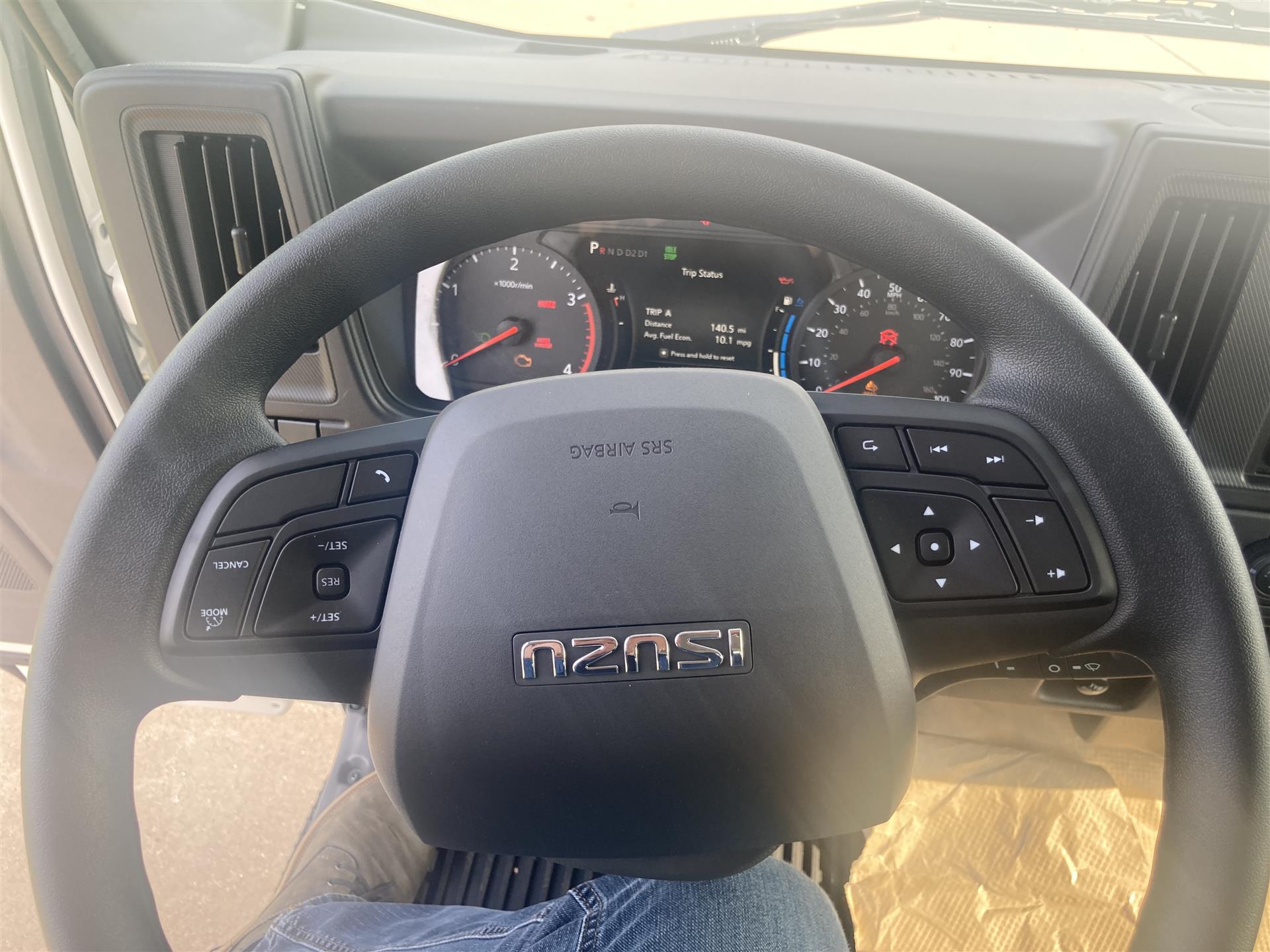 2026 Isuzu - image 9