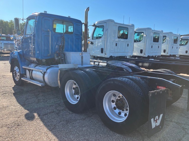 2014 Western Star 4700 - image 4