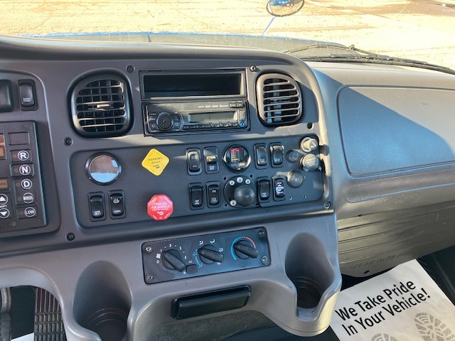 2016 Freightliner 114SD - image 7