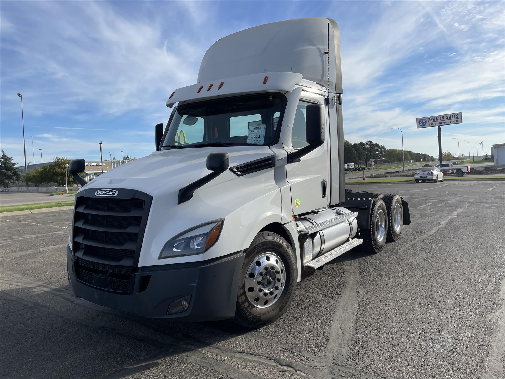 2022 Freightliner - image 4