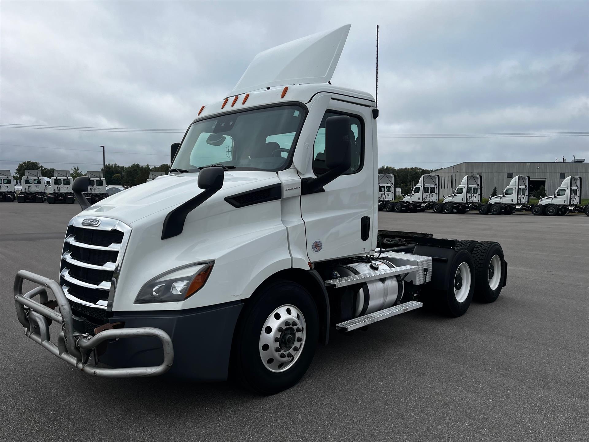 2023 Freightliner - image 6