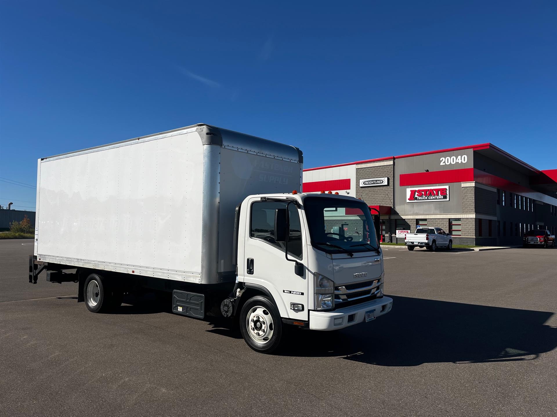 2019 Isuzu NRR DIESEL