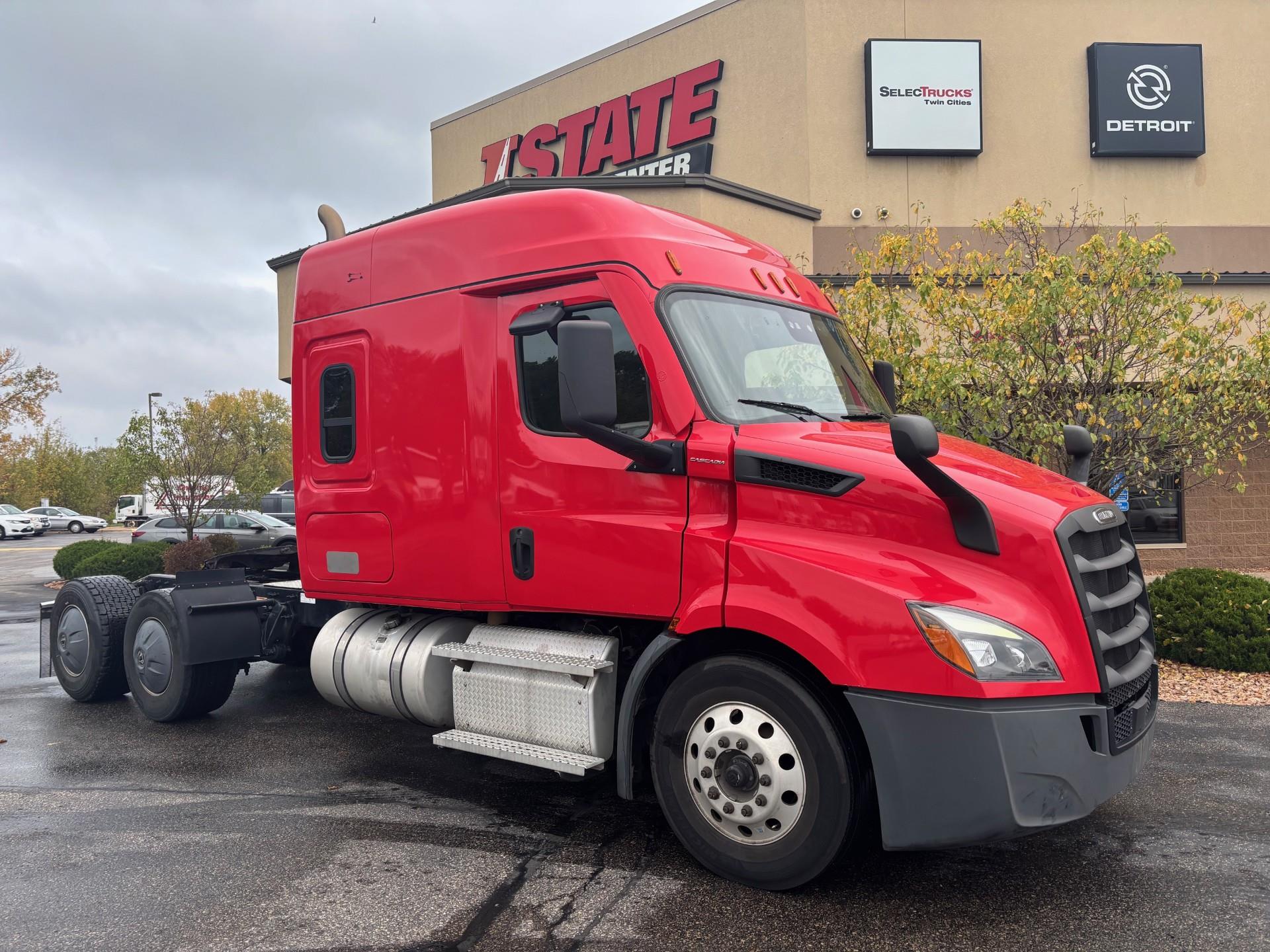 2021 Freightliner - image 1