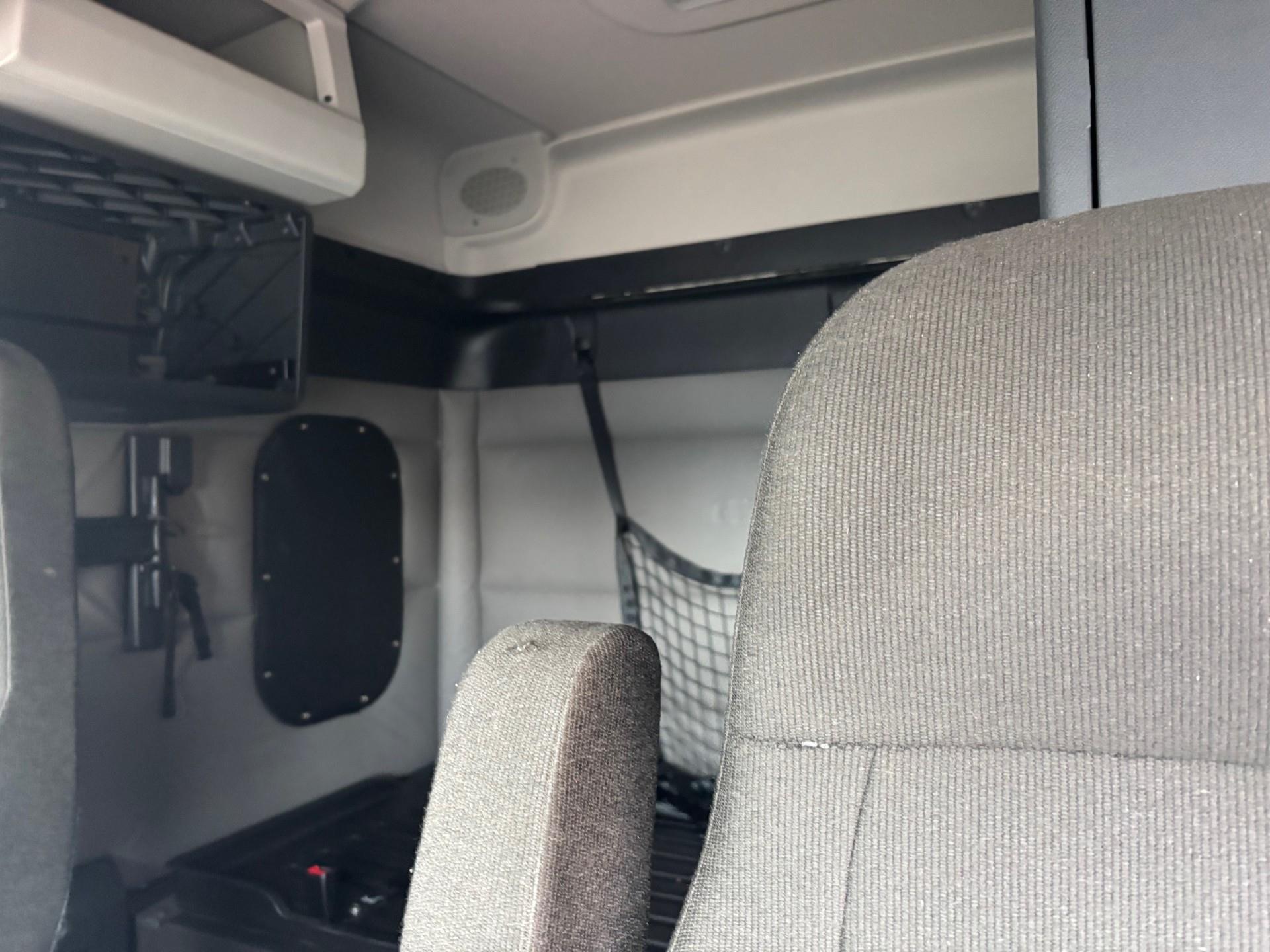 2021 Freightliner - image 5