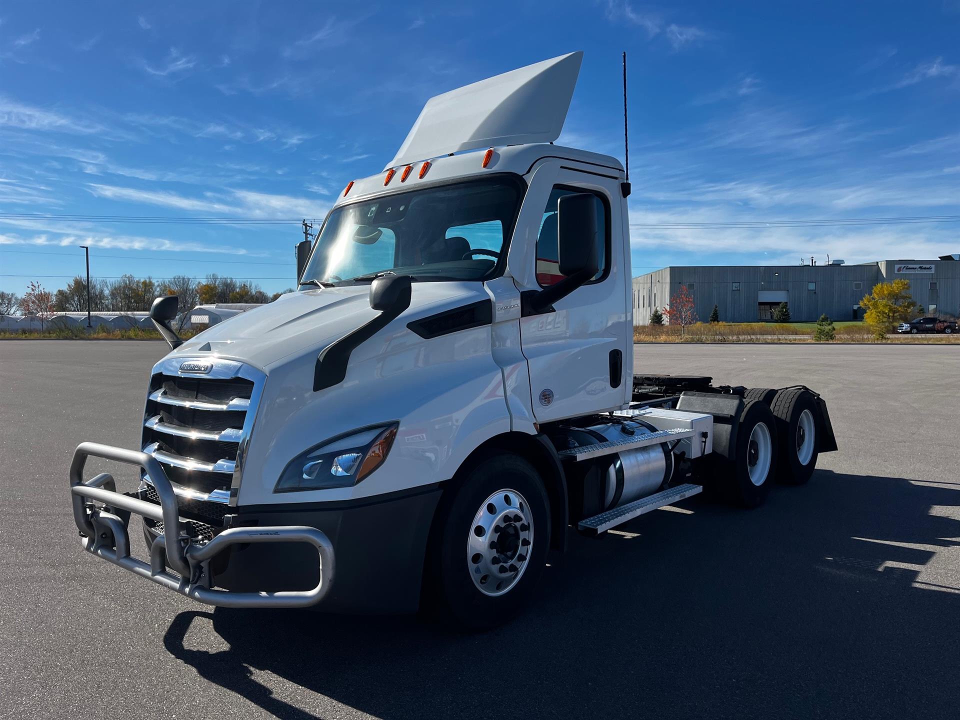 2023 Freightliner - image 9