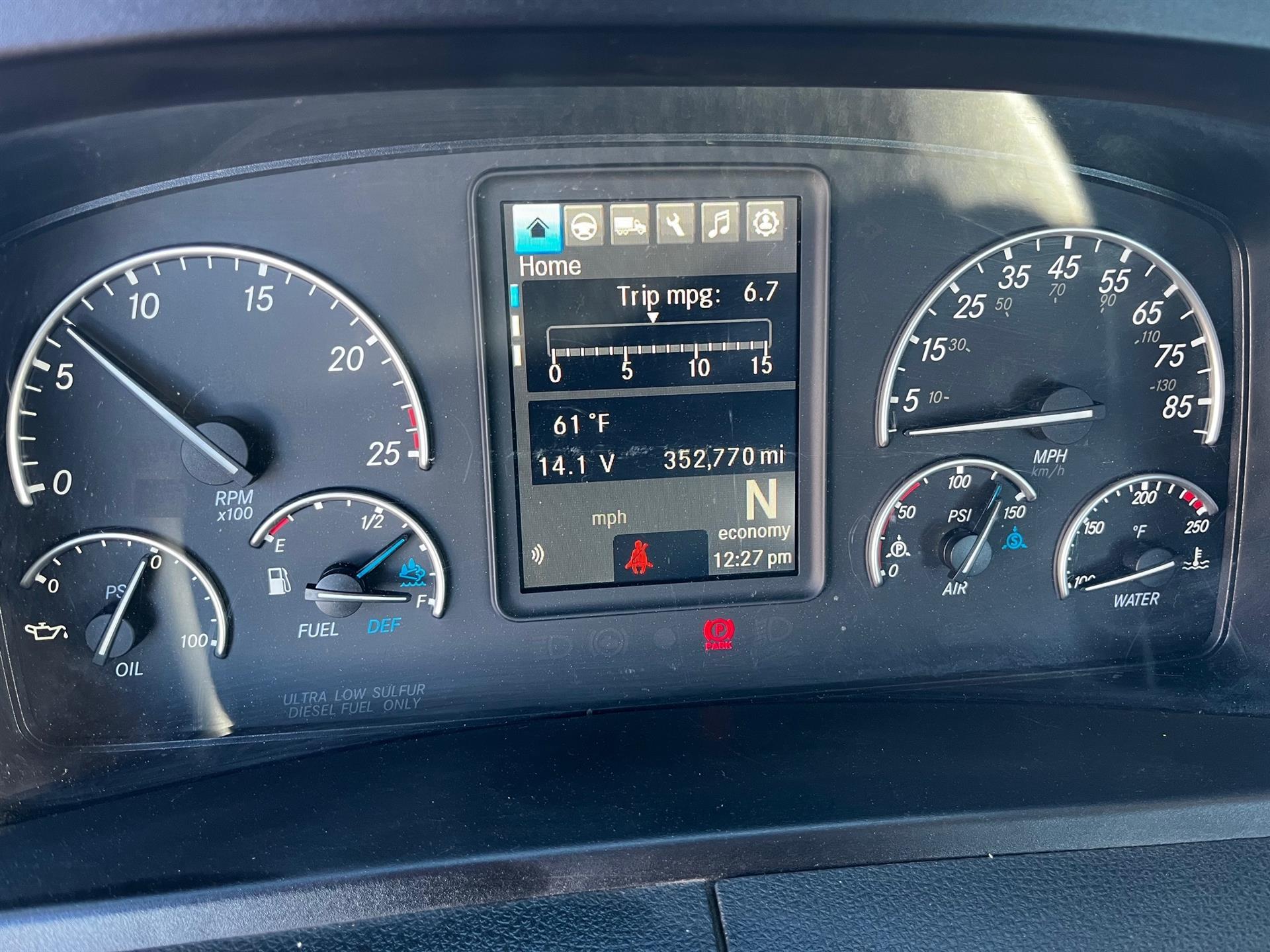 2023 Freightliner - image 15