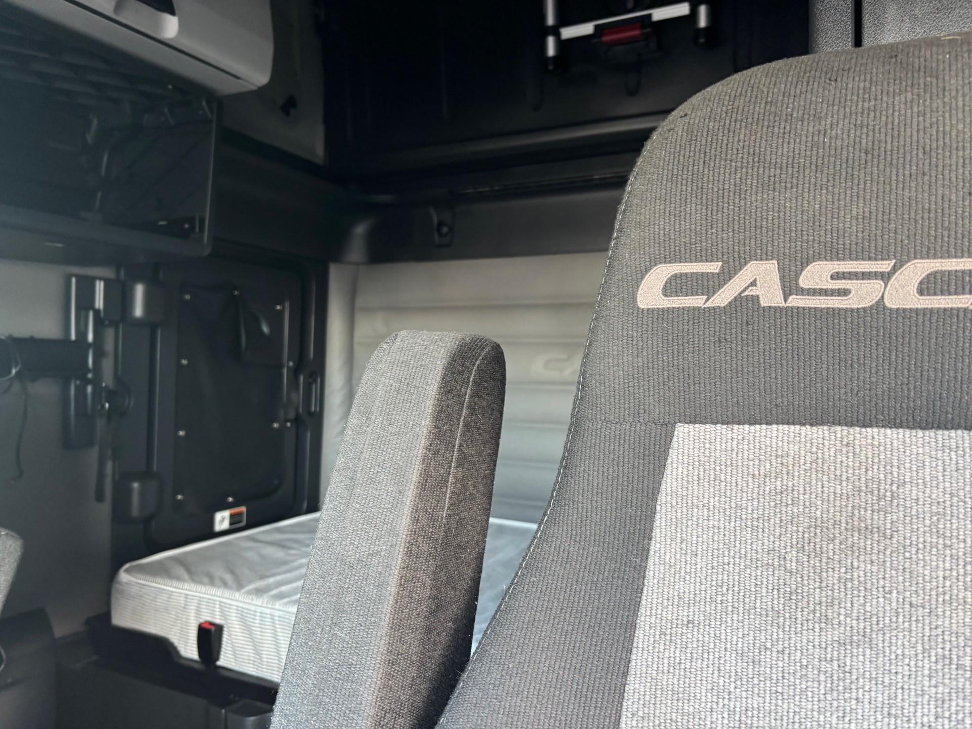 2021 Freightliner - image 5