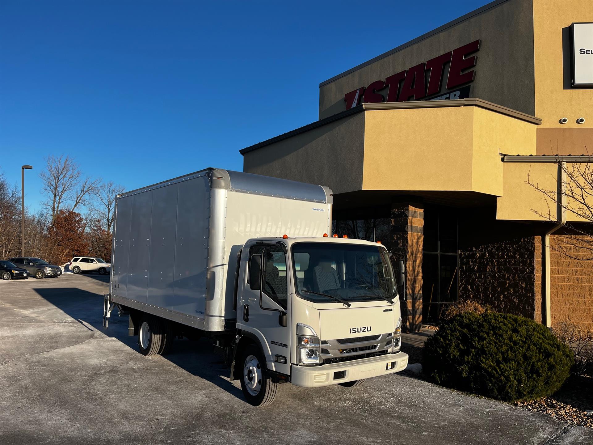 2025 Isuzu - image 1