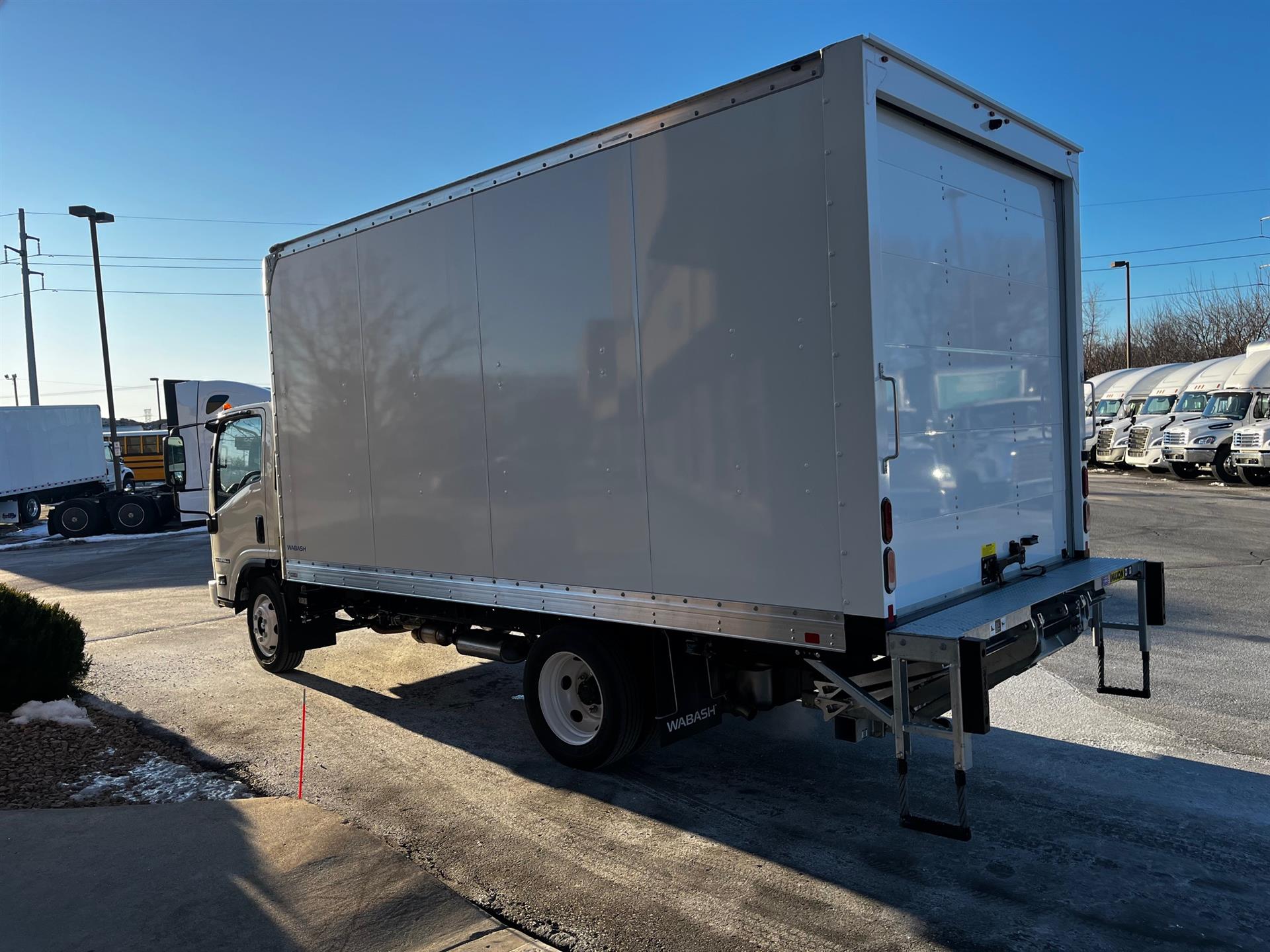 2025 Isuzu - image 2