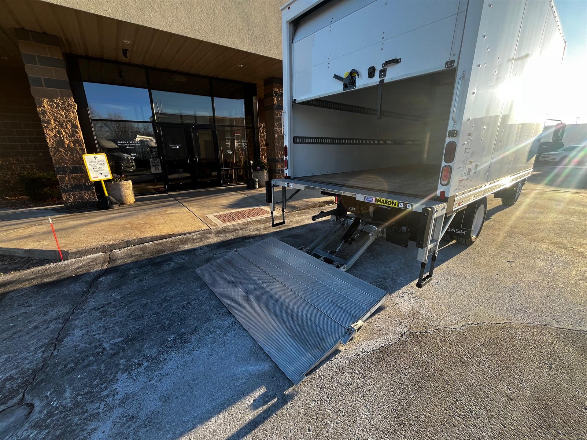 2025 Isuzu - image 6