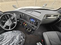 2025 Freightliner - image 9