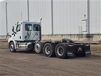 2025 Freightliner - image 3