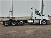 2025 Freightliner - image 8