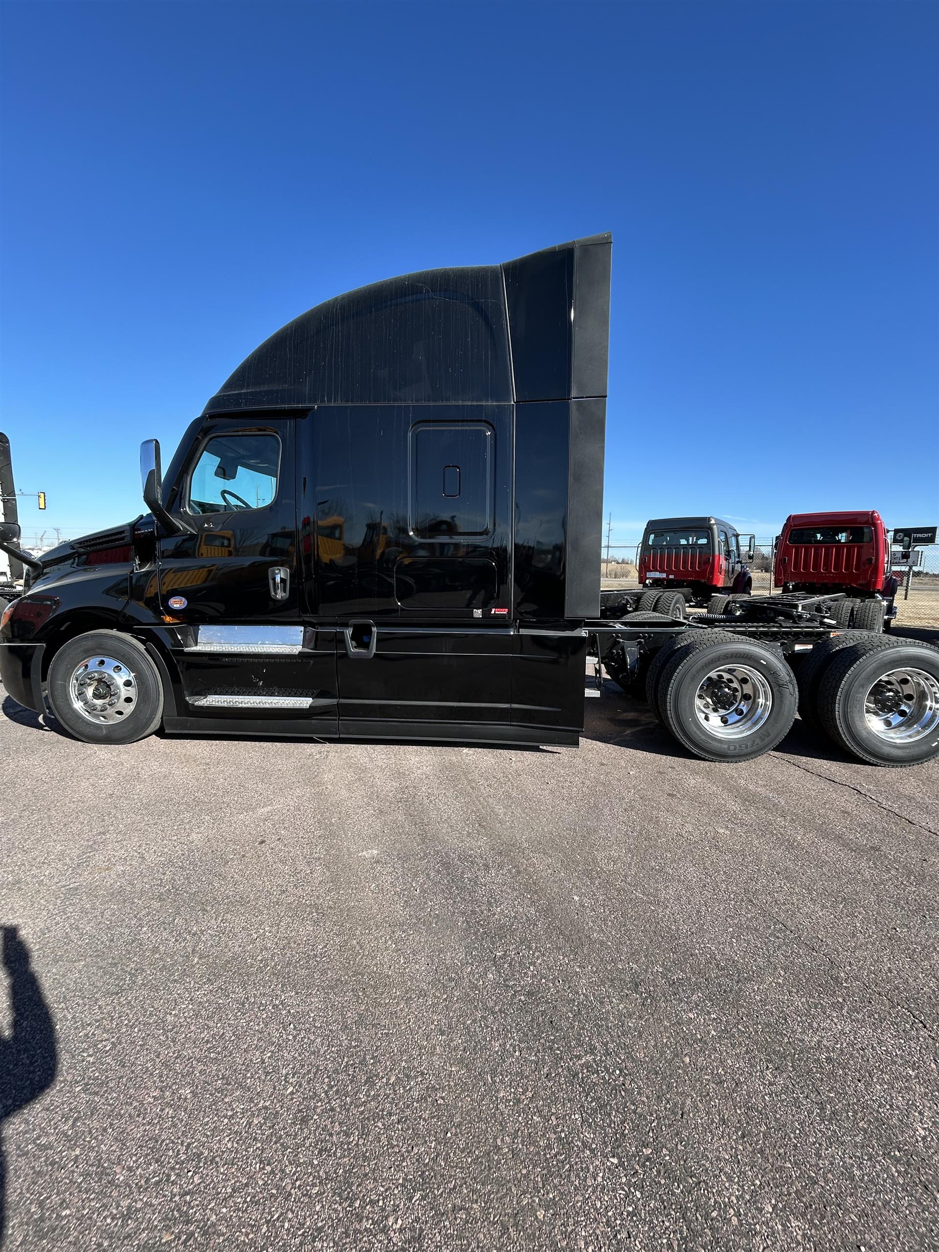 2026 Freightliner - image 1