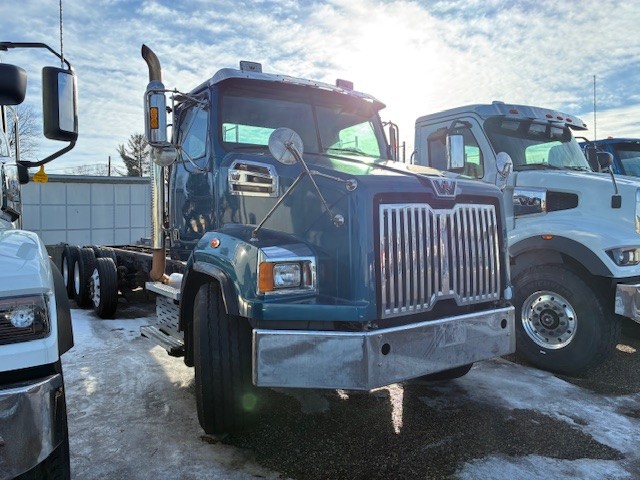 2015 Western Star - image 2
