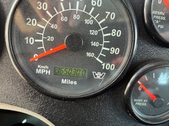 2015 Western Star - image 8