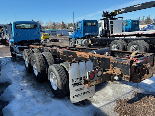 2016 Freightliner 114SD - image 4