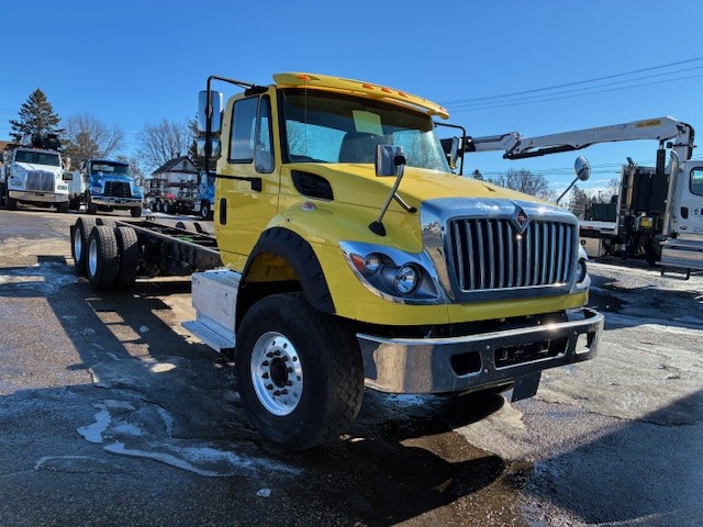 2018 International - image 2