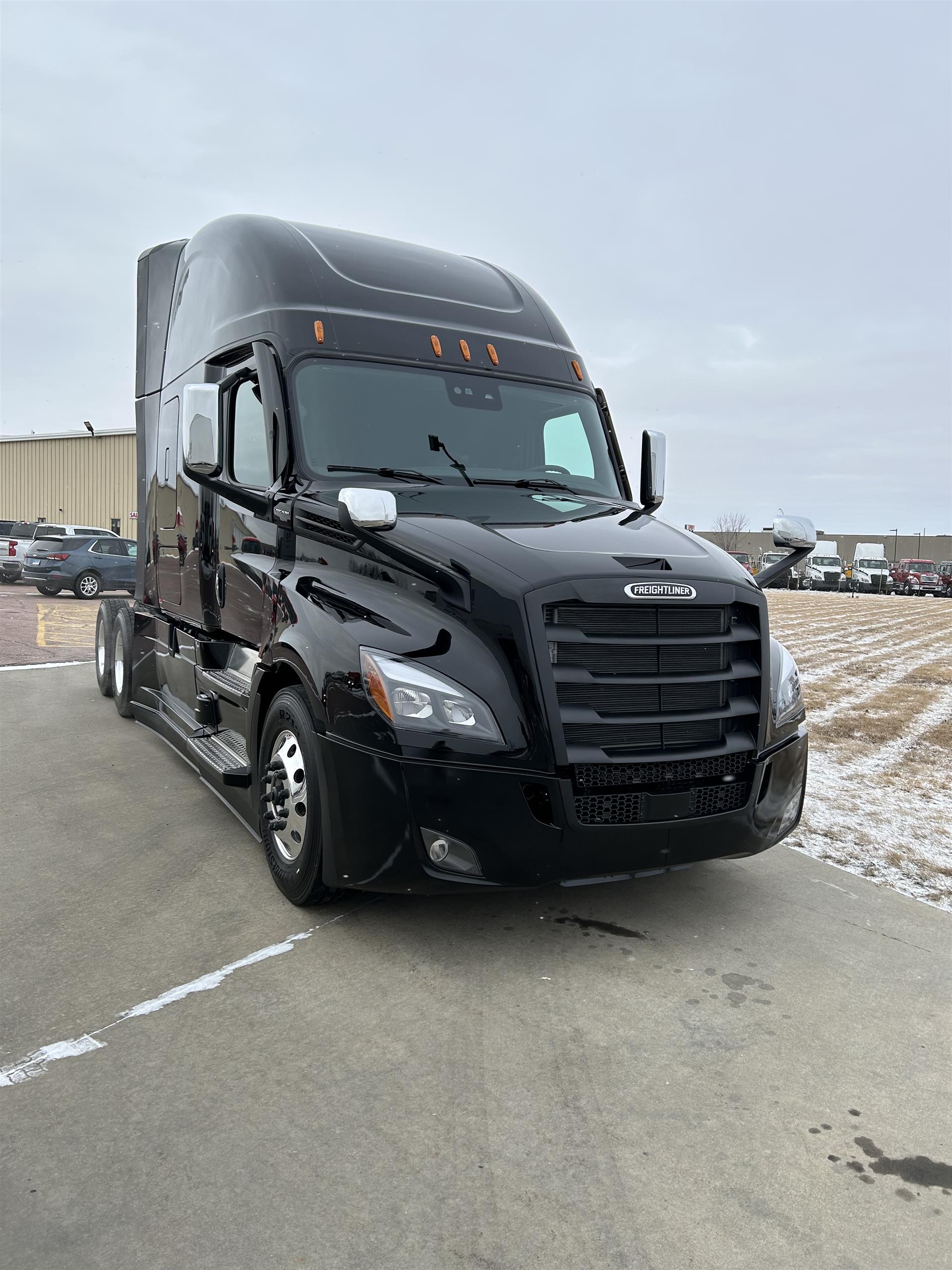 2026 Freightliner - image 3