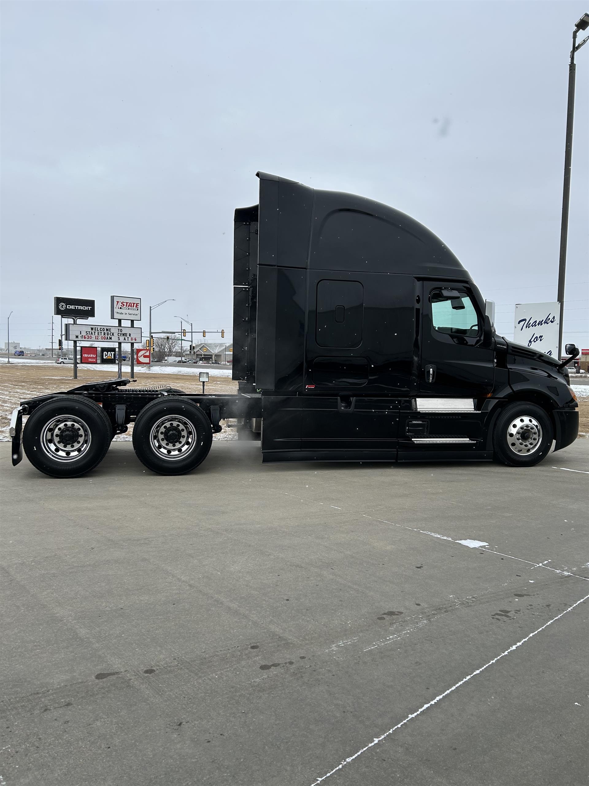 2026 Freightliner - image 2