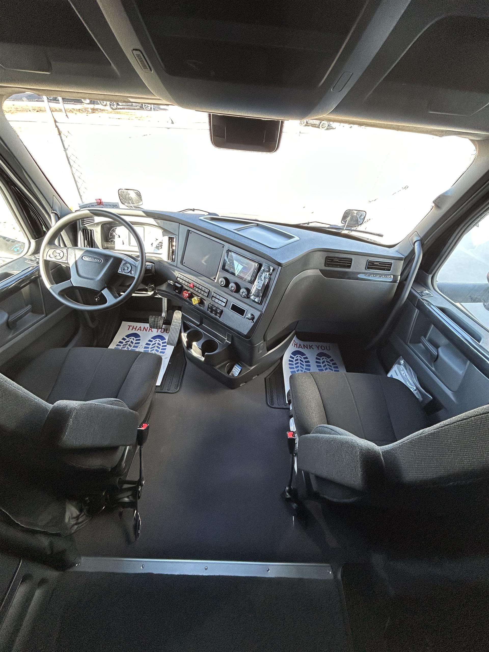 2026 Freightliner - image 10